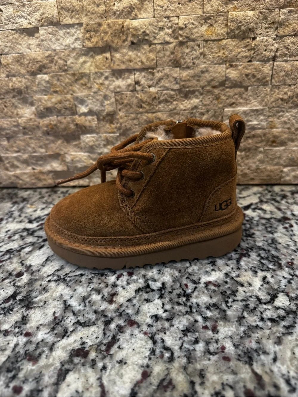 UGG Kids Chestnut Suede Lace-Up Boot with Shearling Trim LEFT FOOT ONLY 8